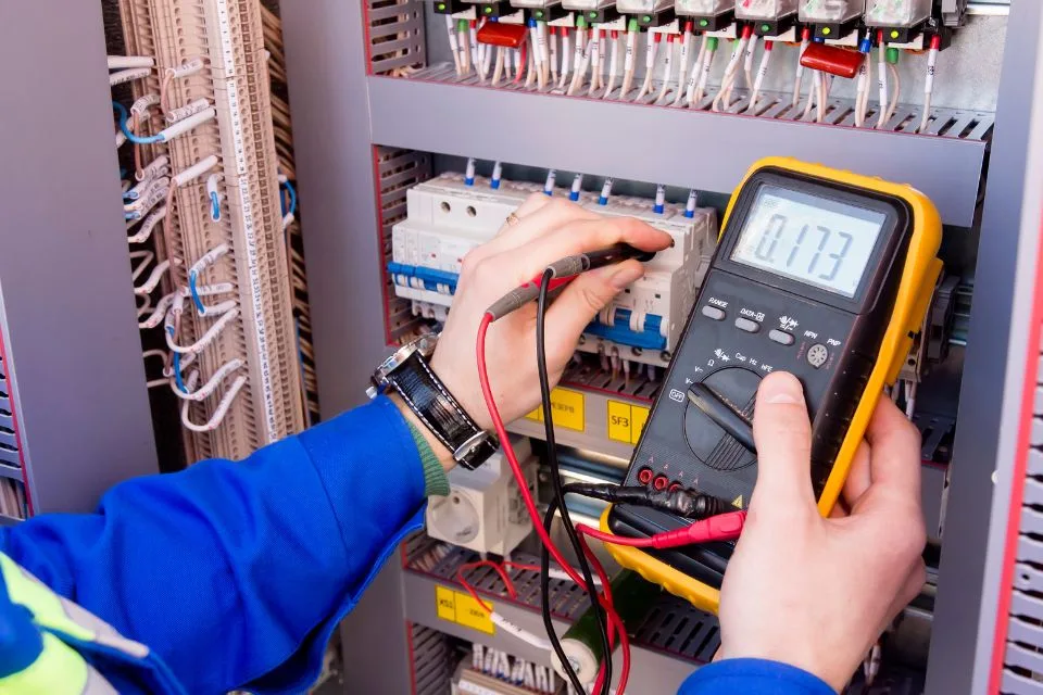 Emergency electrician in South Morang Emergency electrician in South Morang